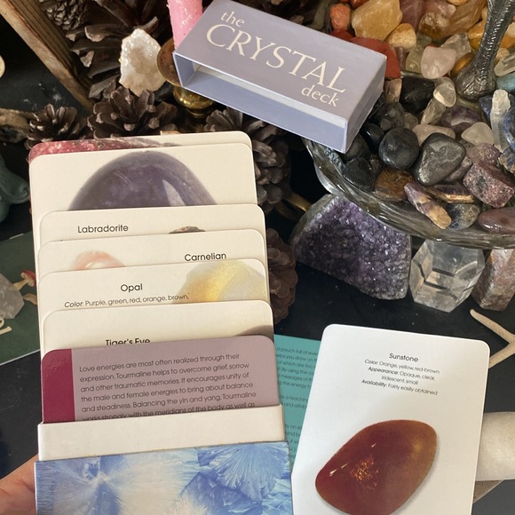 The Crystal Deck Flash Card Deck - Picture 2 of 9